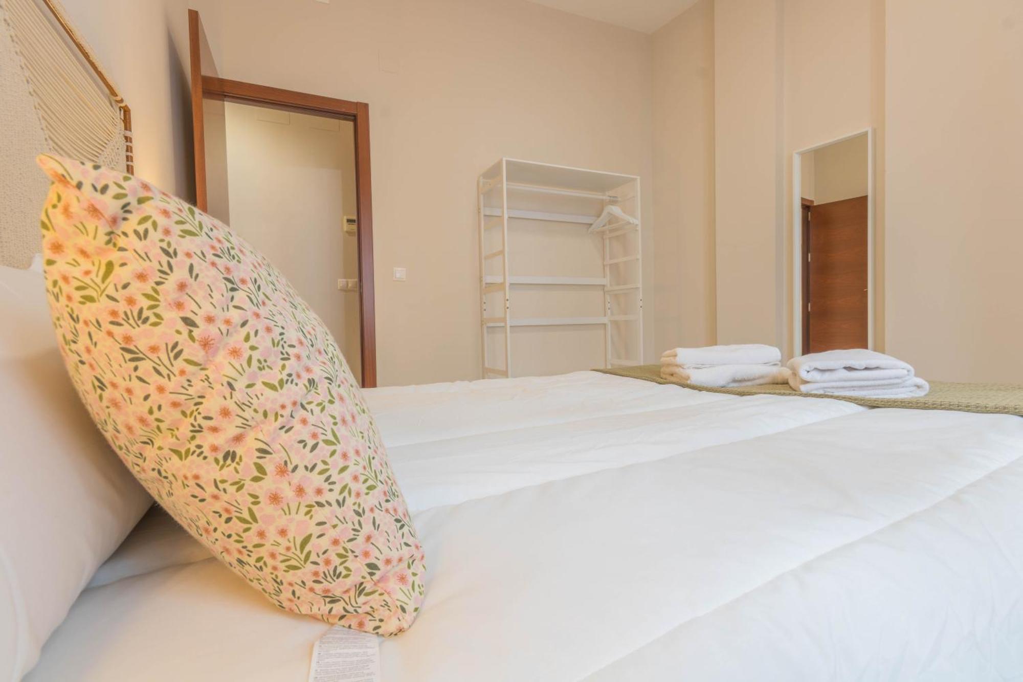 Apartamentos Los Abuelos - กอร์โดบา ภายนอก รูปภาพ