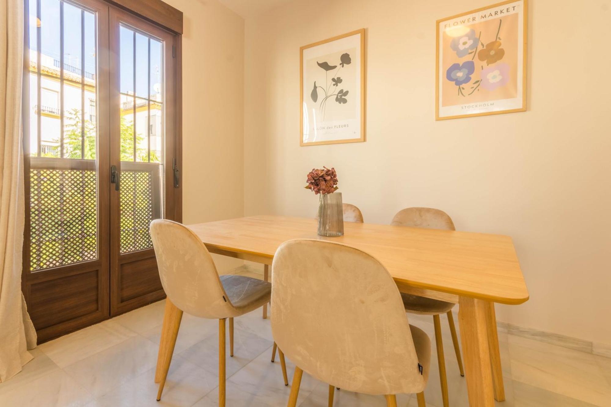 Apartamentos Los Abuelos - กอร์โดบา ภายนอก รูปภาพ